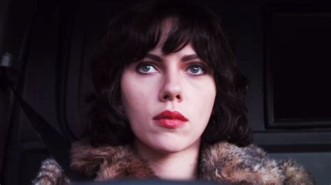 Under the Skin: Ein Psychologischer Horror-Trip mit Körperhorror-Elementen!